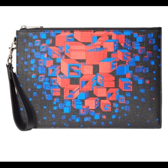 Gucci #628480 GG Supreme Space Macro-GG Pouch/Clutch - Picture 1 of 9